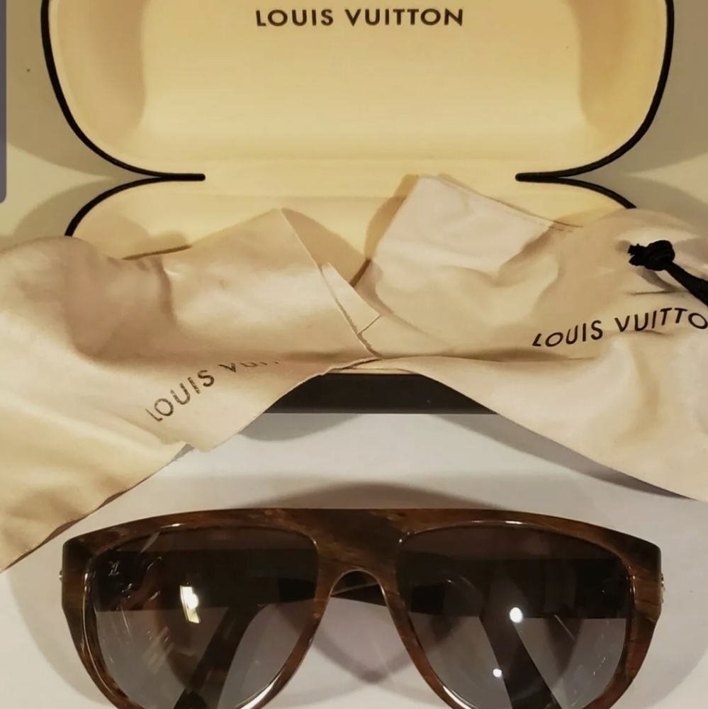 RARE DISCONTINUED Louis Vuitton Sunglasses Z0018W Faux Semblant